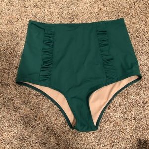 Kortni Jeane ruffle down in front bottoms